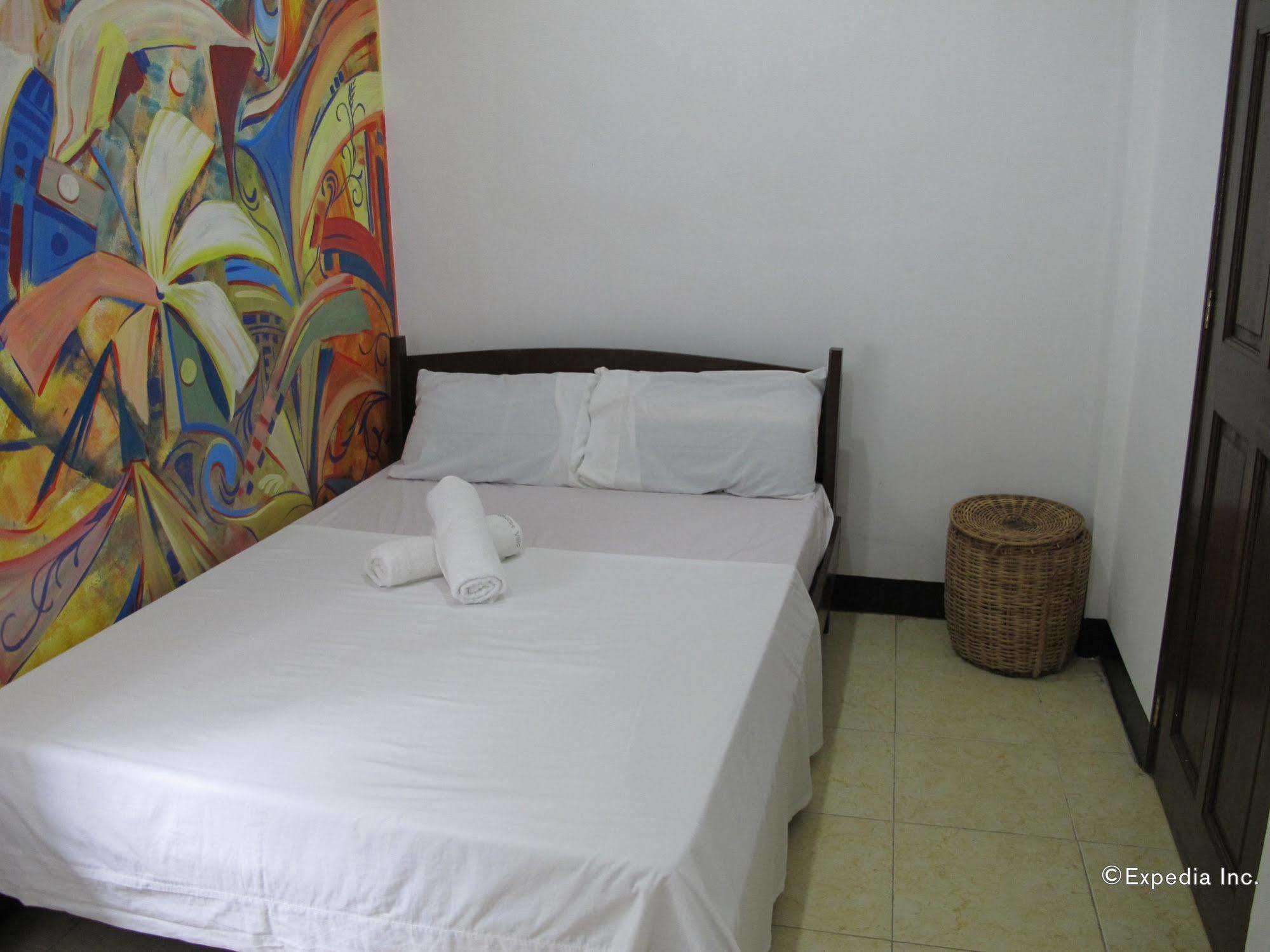 Seahorse Villa Puerto Galera Exteriör bild