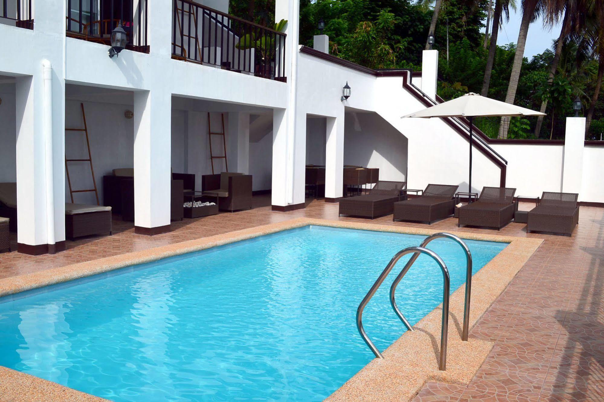 Seahorse Villa Puerto Galera Exteriör bild